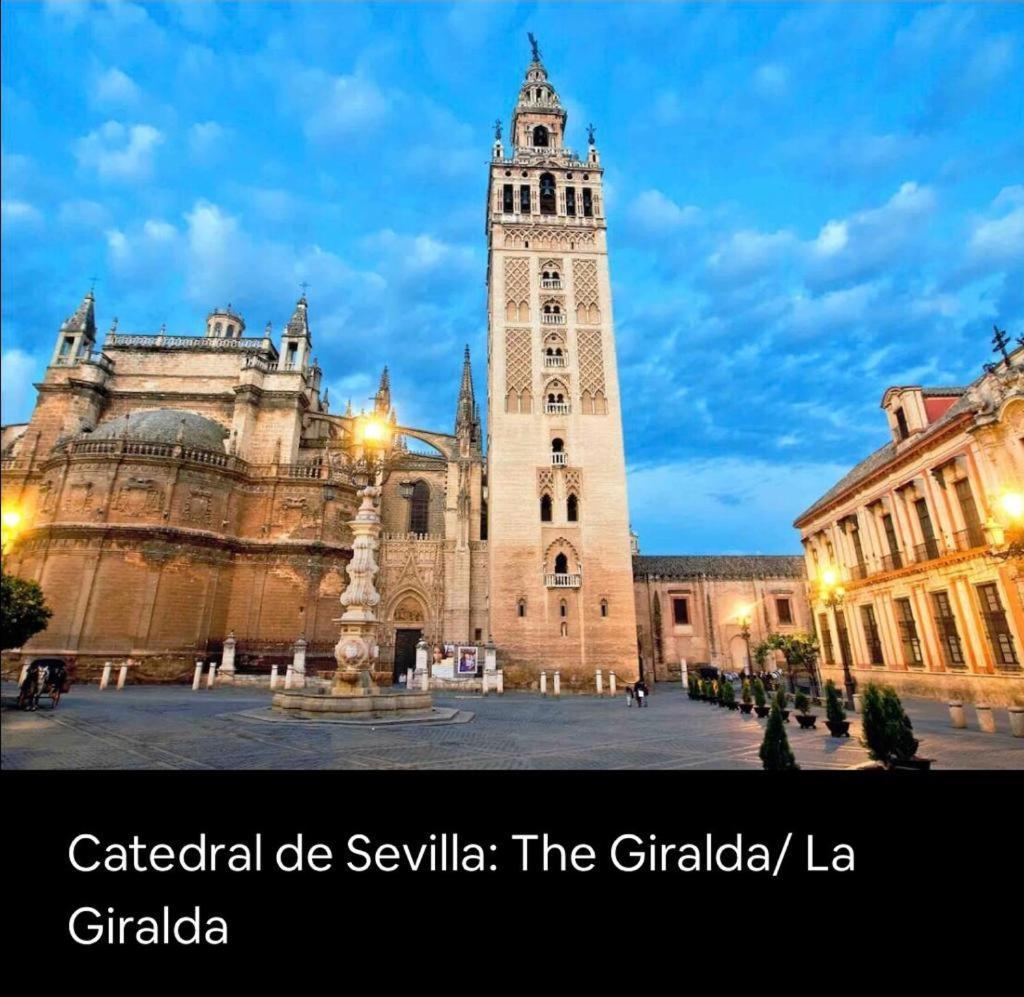 Budget And Cute Rooms With Balcony Sevilla Center Zewnętrze zdjęcie